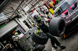 #78 Barwell Motorsport GBR- Frederik Schandorff DNK Alex Macdowall GBR Patrick Kujala FIN IGTC, Pitlane, Pre Qualifying
