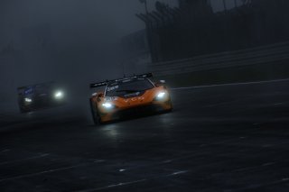 #69 Optimum Motorsport GBR McLaren 720S GT3 - Oliver Wilkinson GBR Rob Bell GBR Joe Osborne GBR, Official Paid Testing Session
