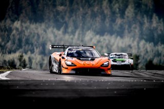 #69 Optimum Motorsport GBR McLaren 720S GT3 - Oliver Wilkinson GBR Rob Bell GBR Joe Osborne GBR, Free Practice
