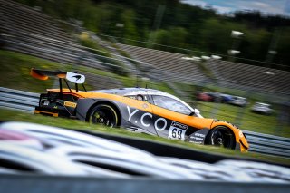 #69 Optimum Motorsport GBR McLaren 720S GT3 - Oliver Wilkinson GBR Rob Bell GBR Joe Osborne GBR, Race
