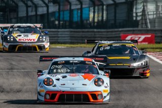 #40 GPX Racing UAE Porsche 911 GT3-R (991.II) - Romain Dumas FRA Dennis Olsen NOR Thomas Preining AUT, Race
