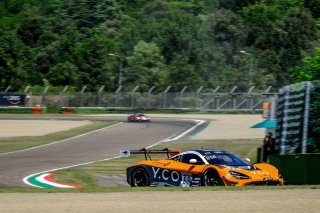 #69 Optimum Motorsport GBR McLaren 720S GT3 - Oliver Wilkinson GBR Rob Bell GBR Joe Osborne GBR, Pre-Qualifying
