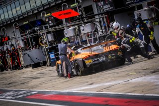 #69 Optimum Motorsport GBR McLaren 720S GT3 - Oliver Wilkinson GBR Rob Bell GBR Joe Osborne GBR
