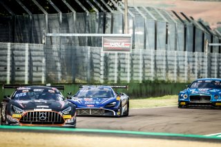 #60 Ema Group / 59 Racing AUS McLaren 720S GT3 - Ben Barnicoat GBR Lewis Williamson GBR Martin Kodric HRV, Official test session
