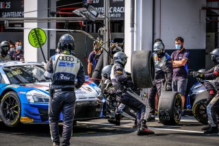 #26 Sainteloc Racing FRA Audi R8 LMS GT3 Silver Cup Steven Palette FRA Simon Gachet FRA, Pitlane, Race 2
