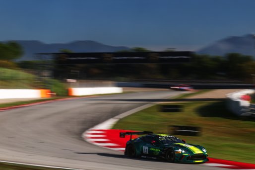 #11 - Comtoyou Racing - James JAKES - Aston Martin Vantage AMR GT3 EVO  | SRO / JEP